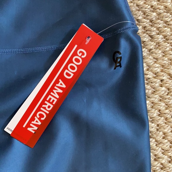 BNWT Good American Workout Tights - Picture 2 of 5
